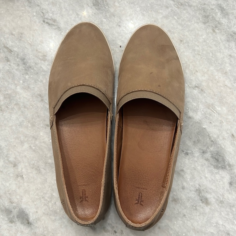Frye Women’s sneaker